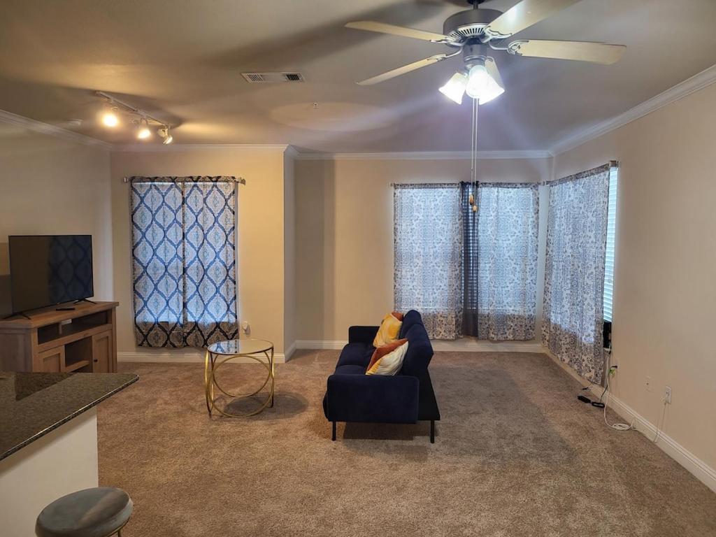 Modern Galleria Apt-Freeparking-Pool-Fast Wifi-Med Ctr Хьюстон Экстерьер фото